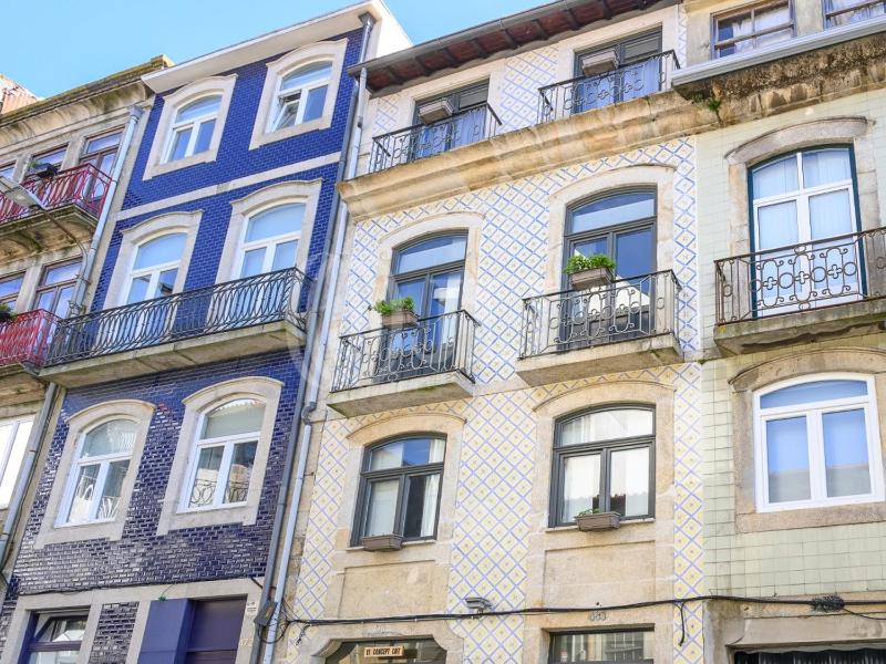 Almada Apartments 468 - image 19