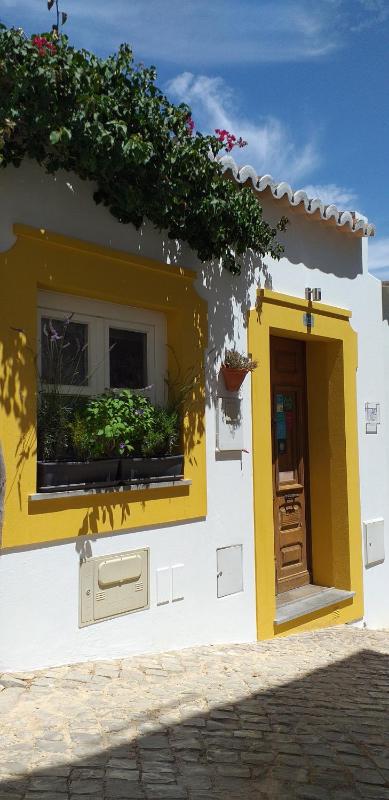Calcada Guesthouse - image 26