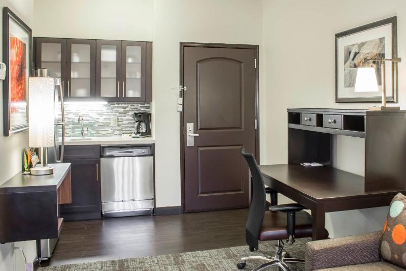 Queen Studio - Disability Access image 2