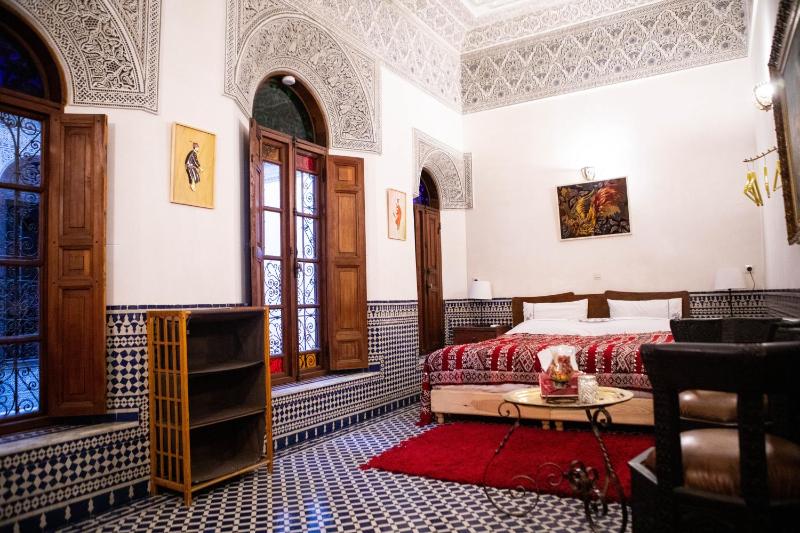 Deluxe Double Room image 3