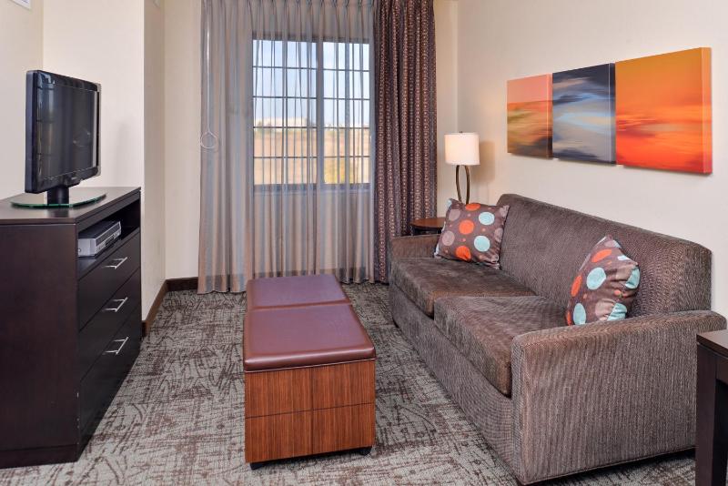 One-Bedroom Suite - Non-Smoking image 4