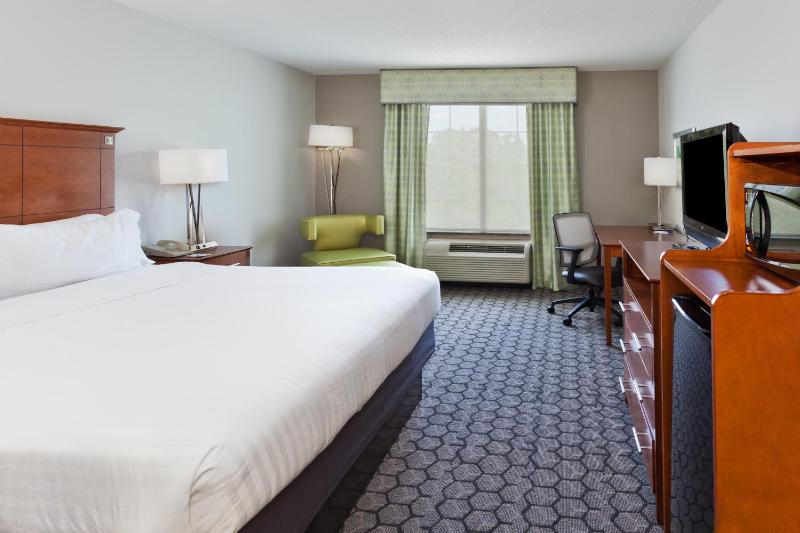 Standard Room image 1