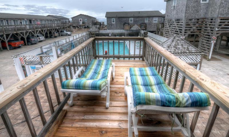 Junior Suite with Pool View image 1