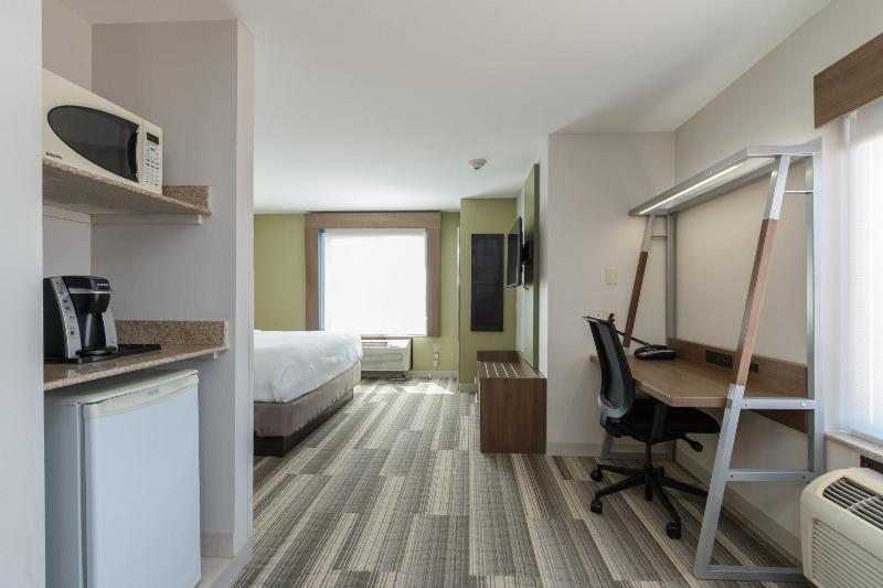 King Suite image 2