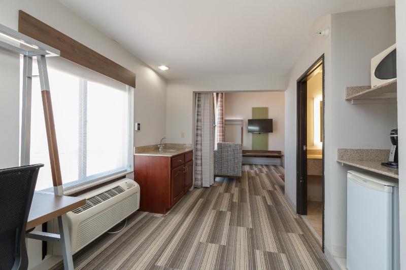 King Suite image 4