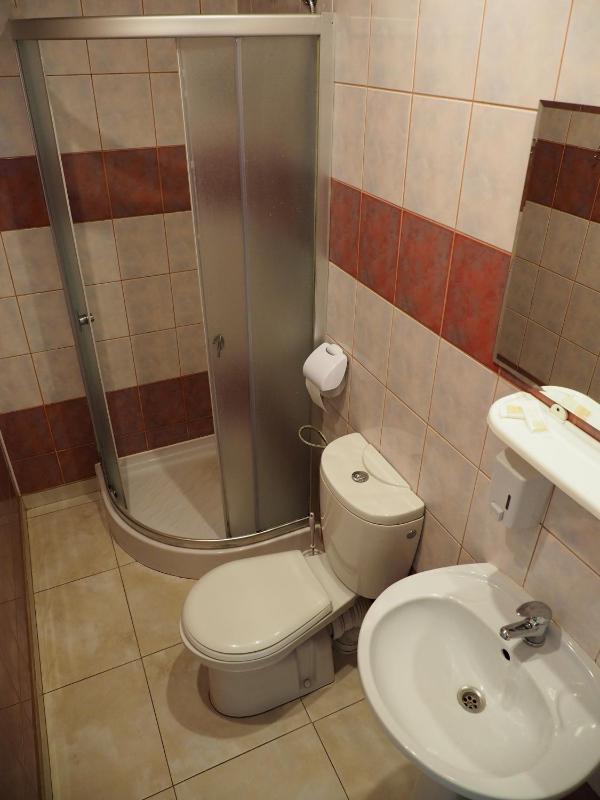 Double Room image 3