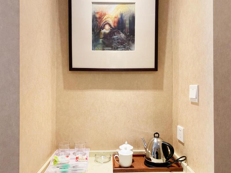 Business Twin Room image 2