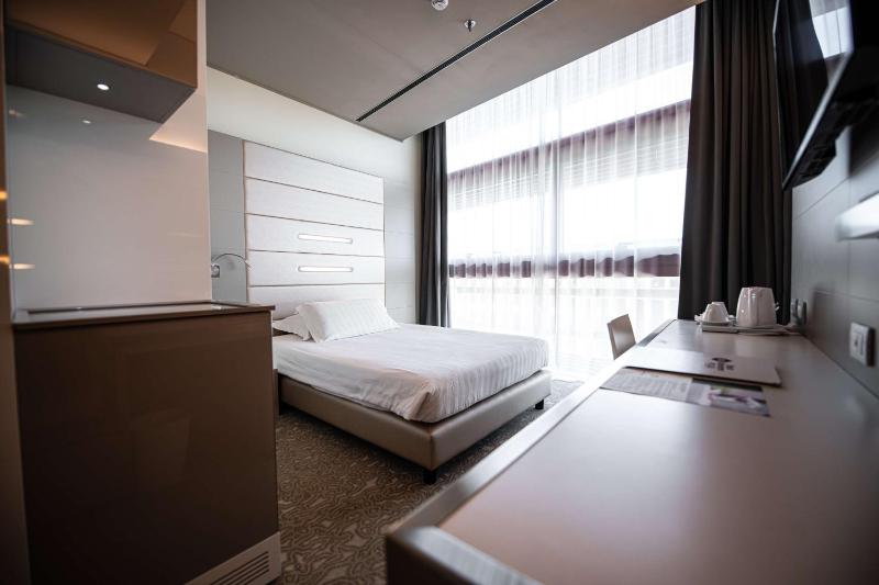 Standard Single Room image 1