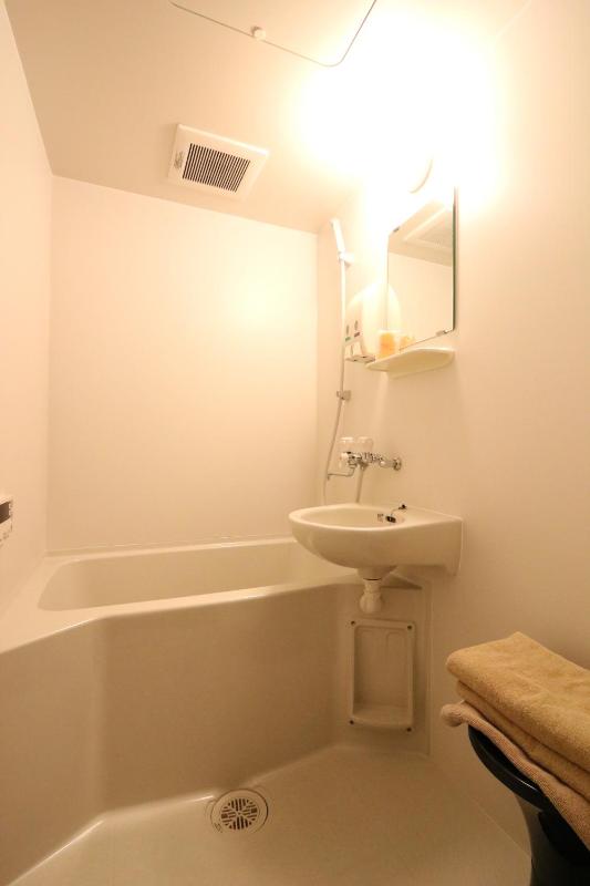 Tokyo Tourist Inn - image 7