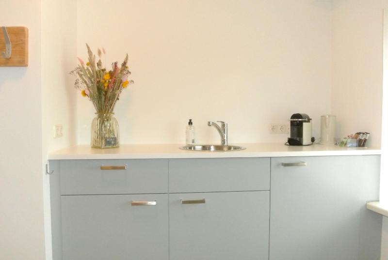 Standard Double Room image 4