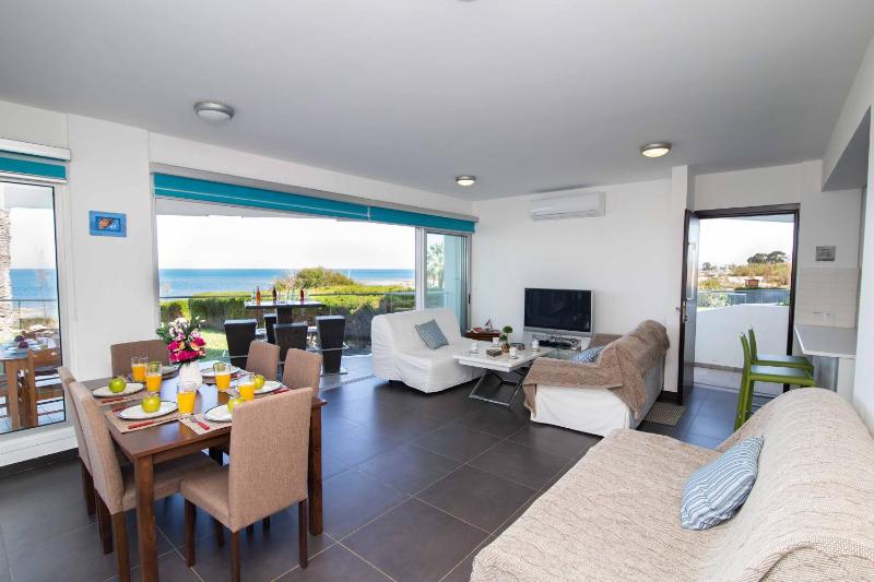 Apartment Trident 4 - image 12