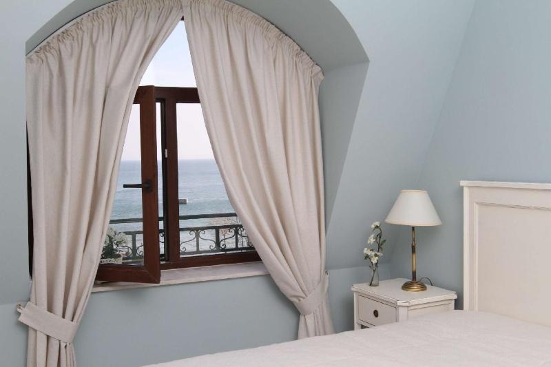 Two-Bedroom Apartment image 4