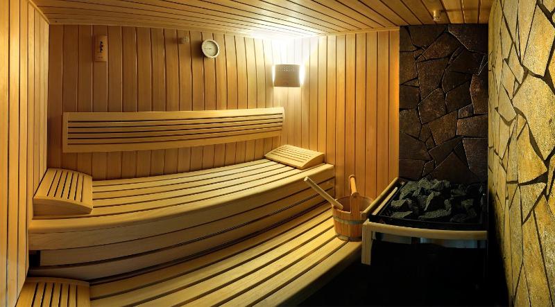 Duplex Two-Bedroom Apartment - Stafl image 2
