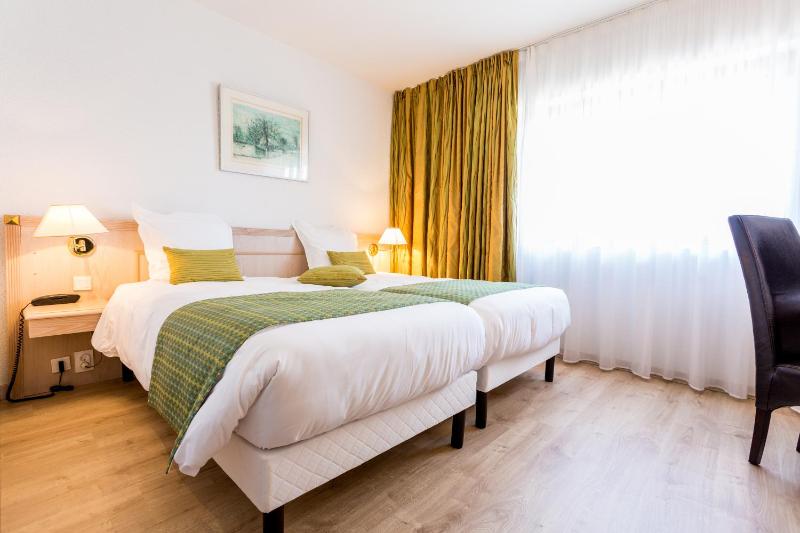 Comfort Twin Room image 1