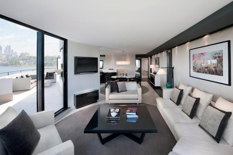 Crown Metropol Perth - image 11
