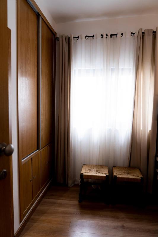 Bed in 4-Bed Mixed Dormitory Room image 3