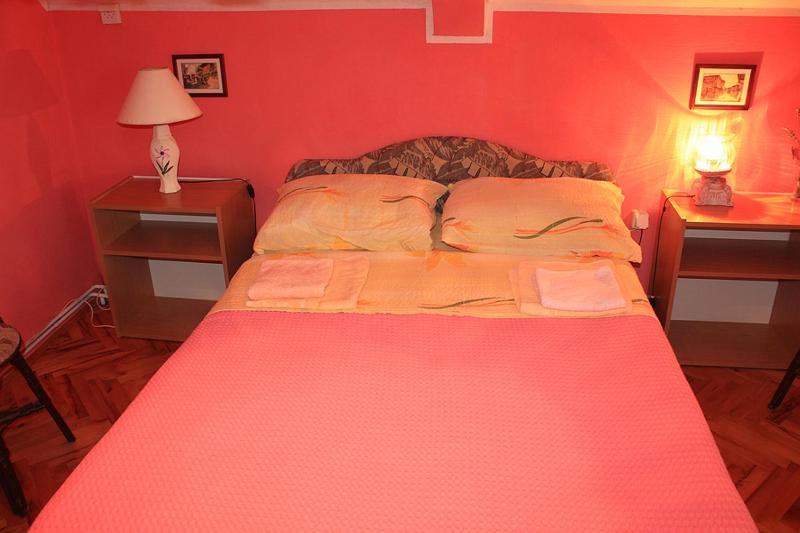 Double Room with Lake View image 4