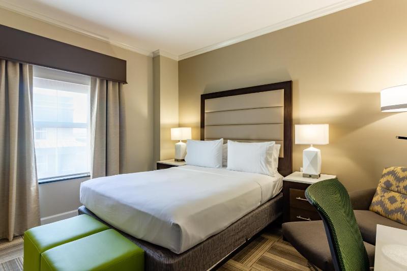 Standard Room image 2