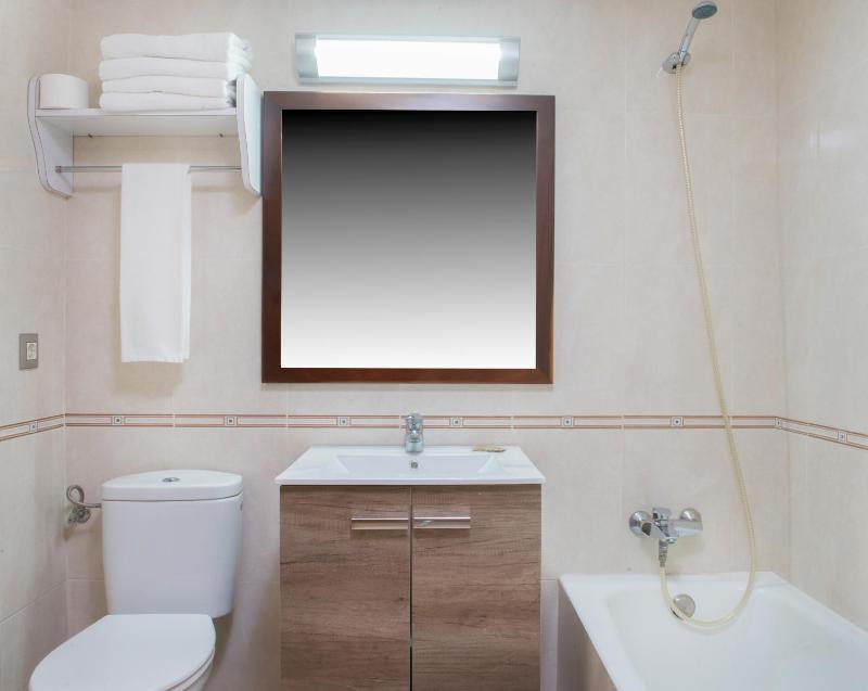 Two-Bedroom Apartment (2 Adults + 2 Children) image 3