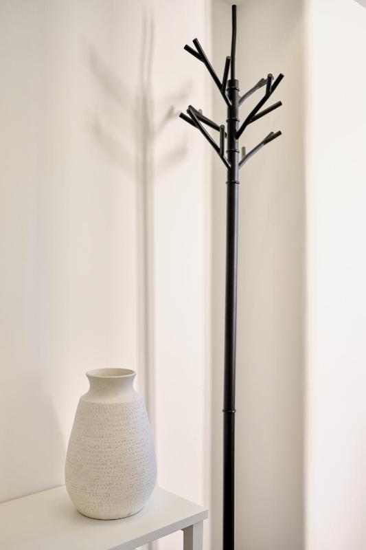 Standard Double Room image 2