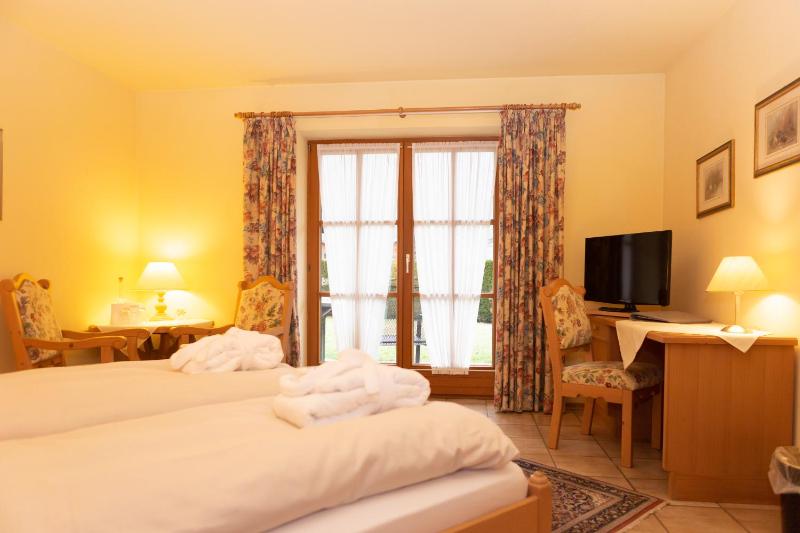 Superior Double Room image 1