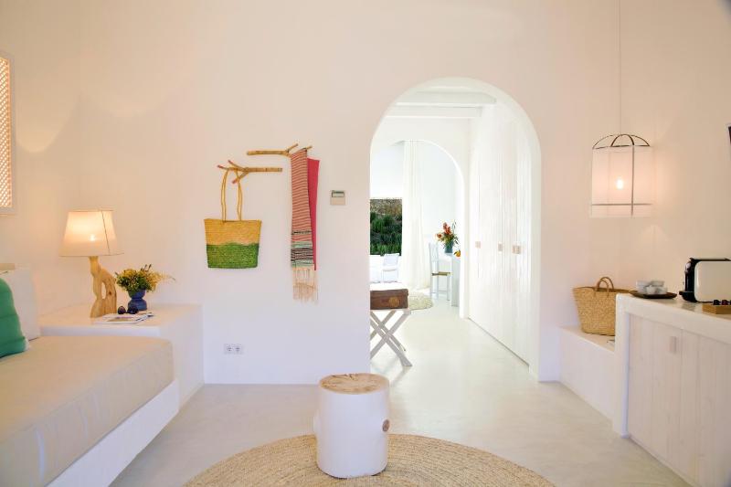 Deluxe Suite image 1