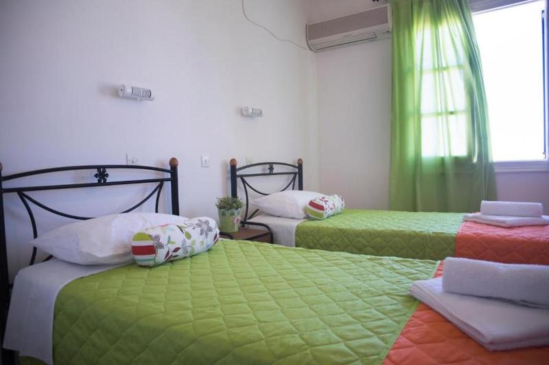 Superior Twin Room image 2