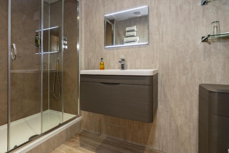 Superior Double Room (Lower Ground Floor) image 2