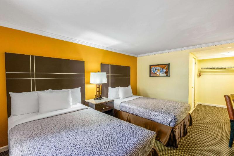 Double Room - Smoking image 2