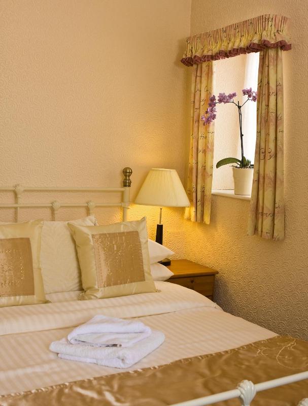 Budget Double Room image 1
