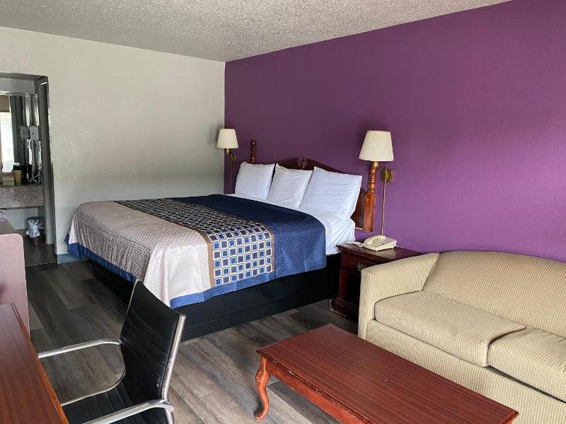 King Room image 2