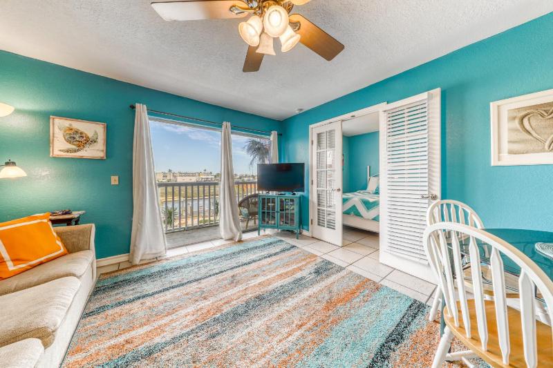 One Bedroom Apartment image 3