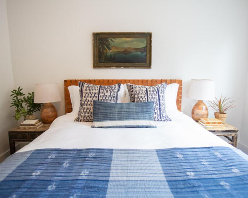 Queen Room image 2