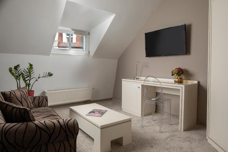 Standard Double Room with Pool and Sauna Access image 3