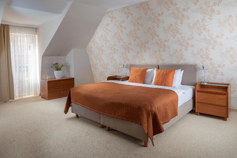 Suite Duplex (4 Adults) with Pool and Sauna Access image 2