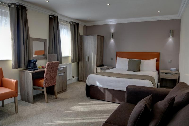 Standard Family Room with Double Bed and Sofa Bed - Non-Smoking image 4