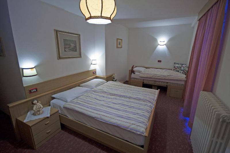 Triple Room image 1