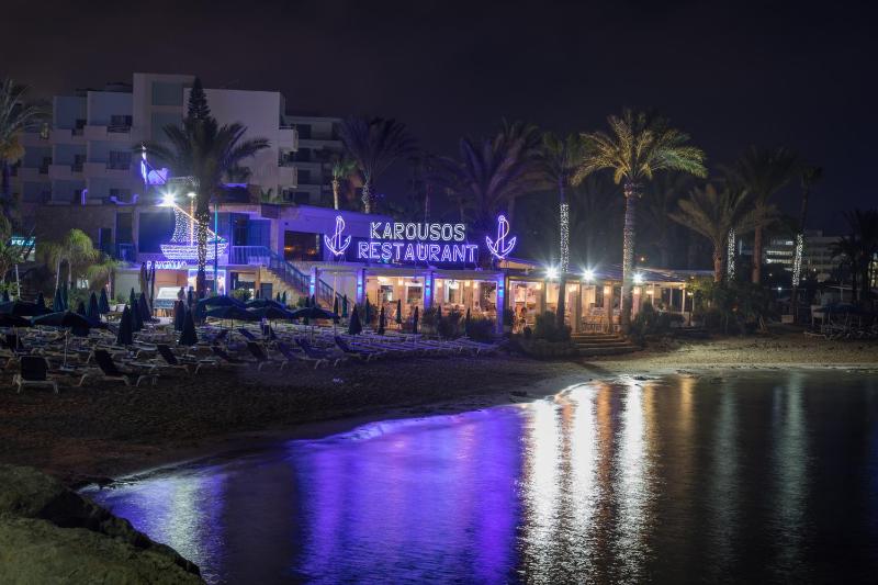 Karousos Beach Rooms - image 1