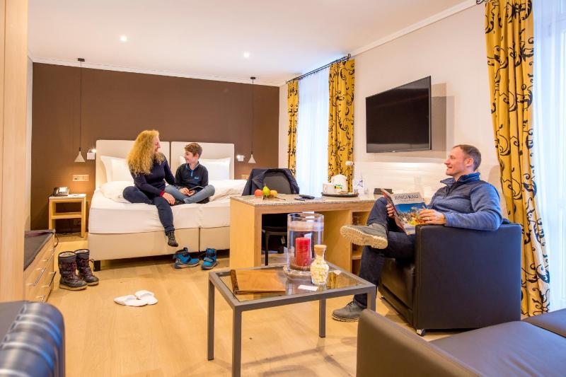 Family Room Mettenberg - Garden View with A/C image 4
