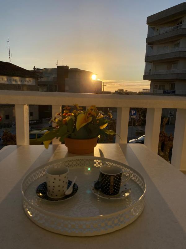 Deluxe Double or Twin Room with Balcony image 2