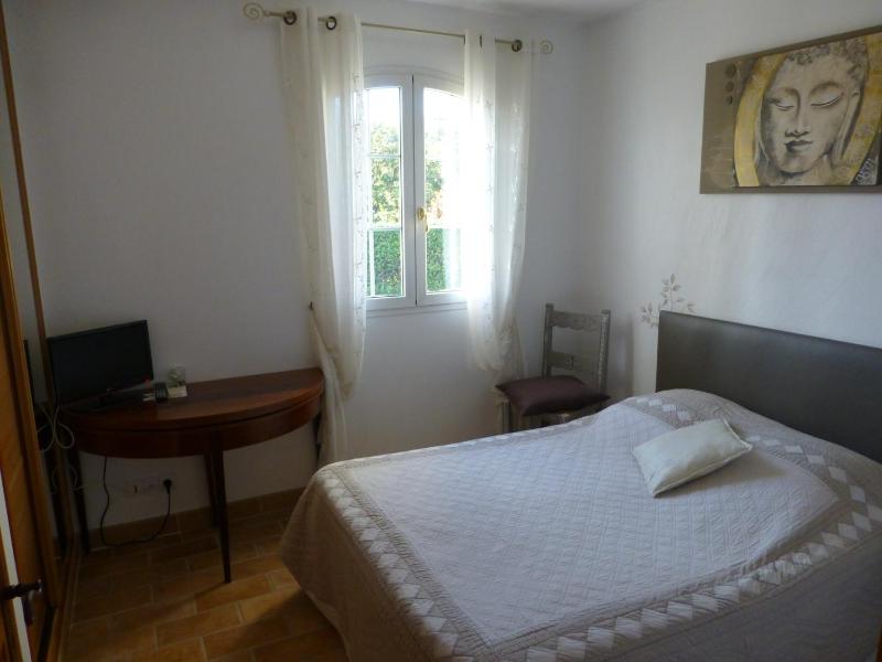 Deluxe Room (1 adult + 1 child) image 3