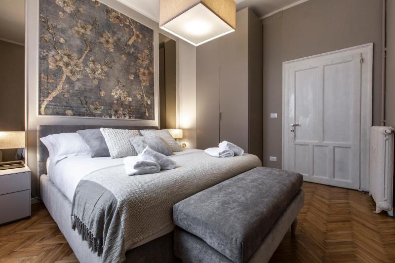 Charming Apartment on the Grand Canal R&R - image 14
