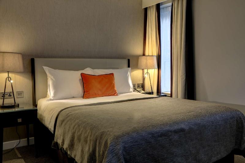 Classic Double Room image 1