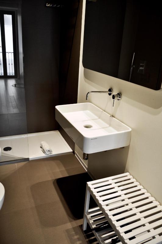 M Suite - image 19