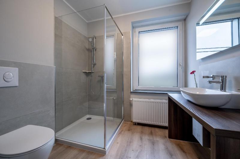 Standard Double Room image 2