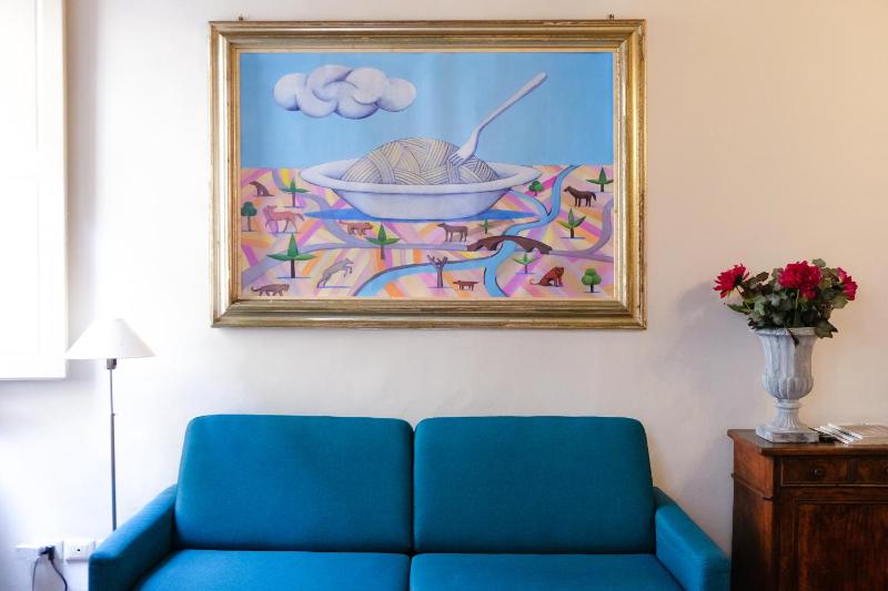 Space comfort and beauty near Ponte Vecchio - image 15