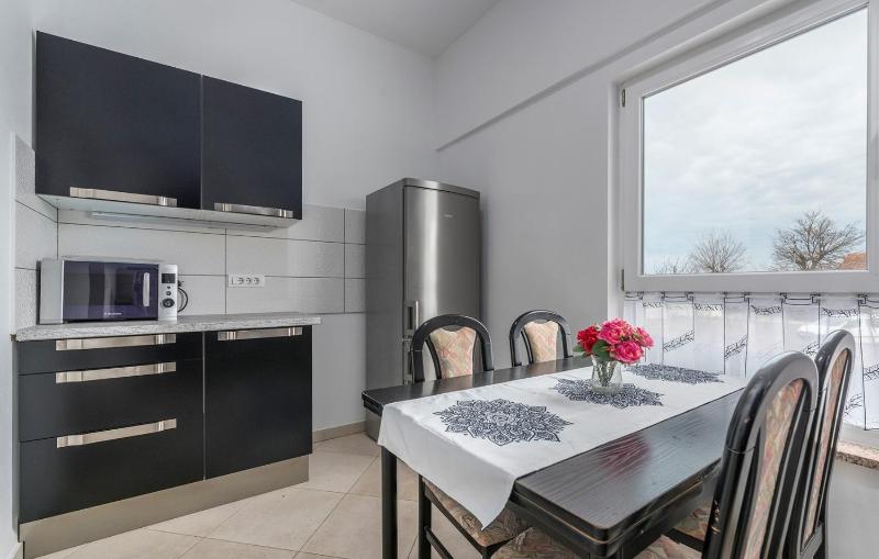 Apart Residence Leko - image 19
