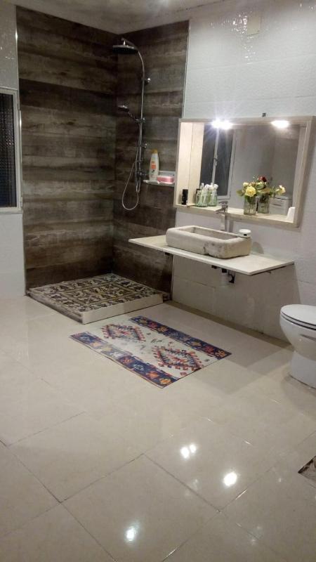 Four-Bedroom House image 3