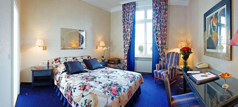 Superior Double or Twin Room image 2
