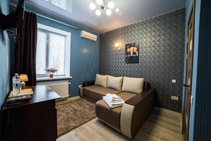 Double Room with Private Bathroom image 1